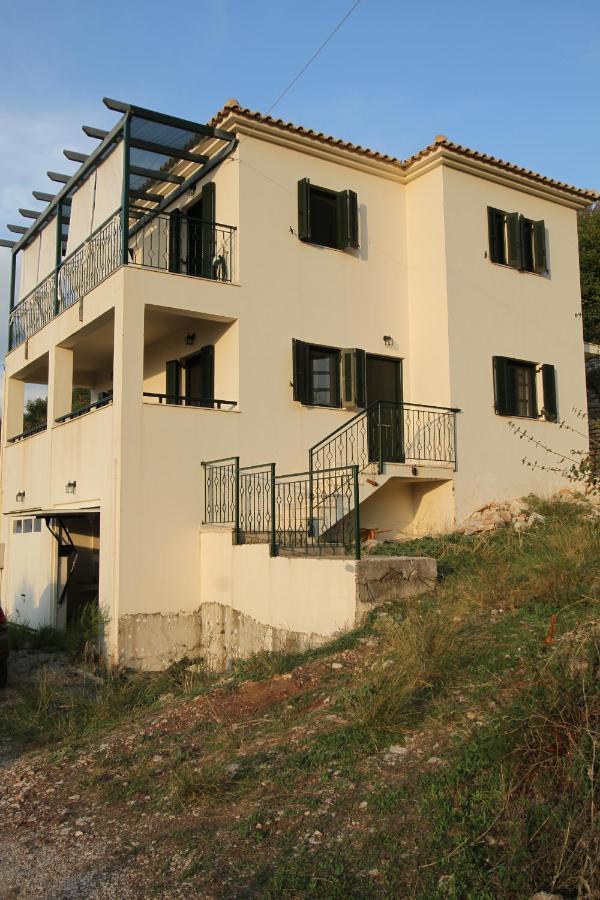 Kiparissia Castle & Sea View Villa Kipariszía Kültér fotó